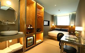 Ind Hotel